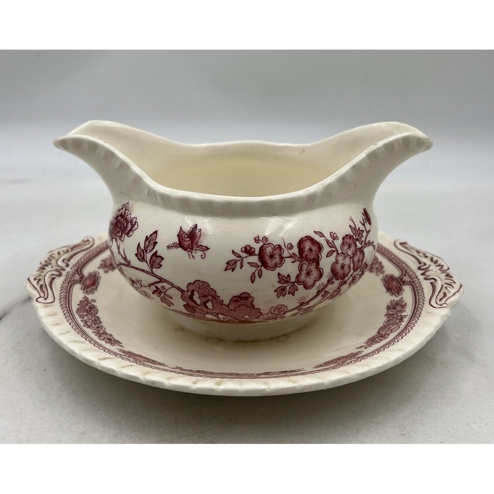 Mason's Ironstone Gravy Boat Manchu Red White Transferware Underplate England